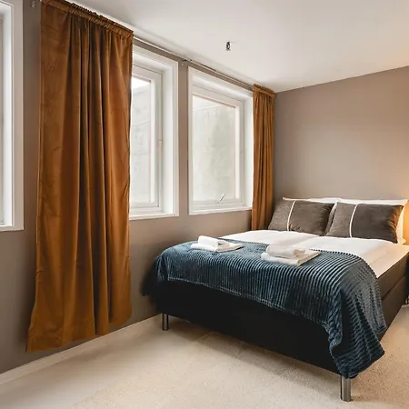 Arctic Homes - Downtown Penthouse