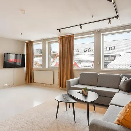 Arctic Homes - Downtown Penthouse *