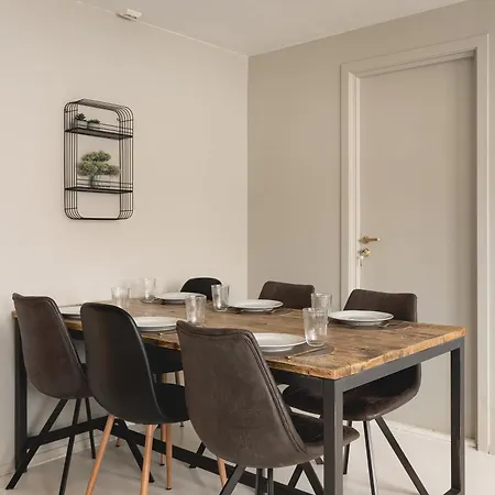 Arctic Homes - Downtown Penthouse Daire *
